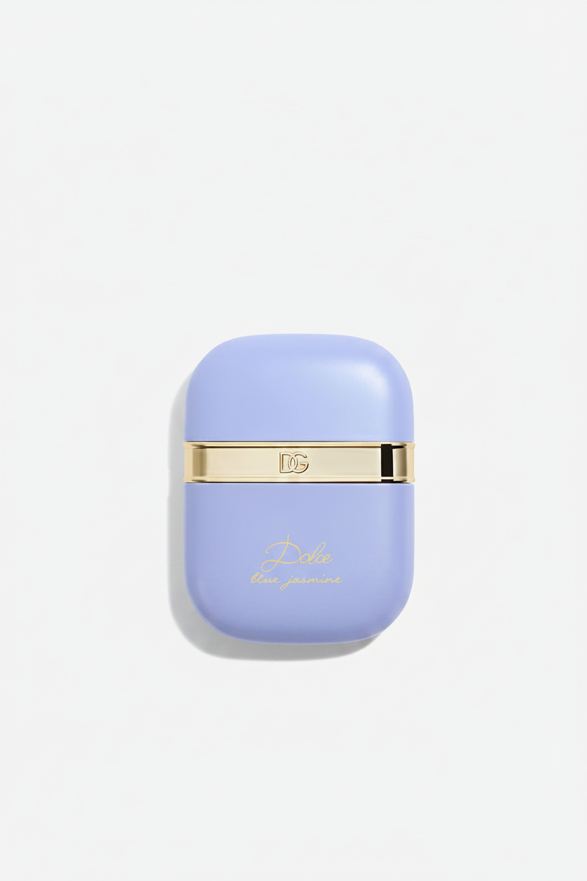 Dolce Blue Jasmine Compact Close-Up Portrait