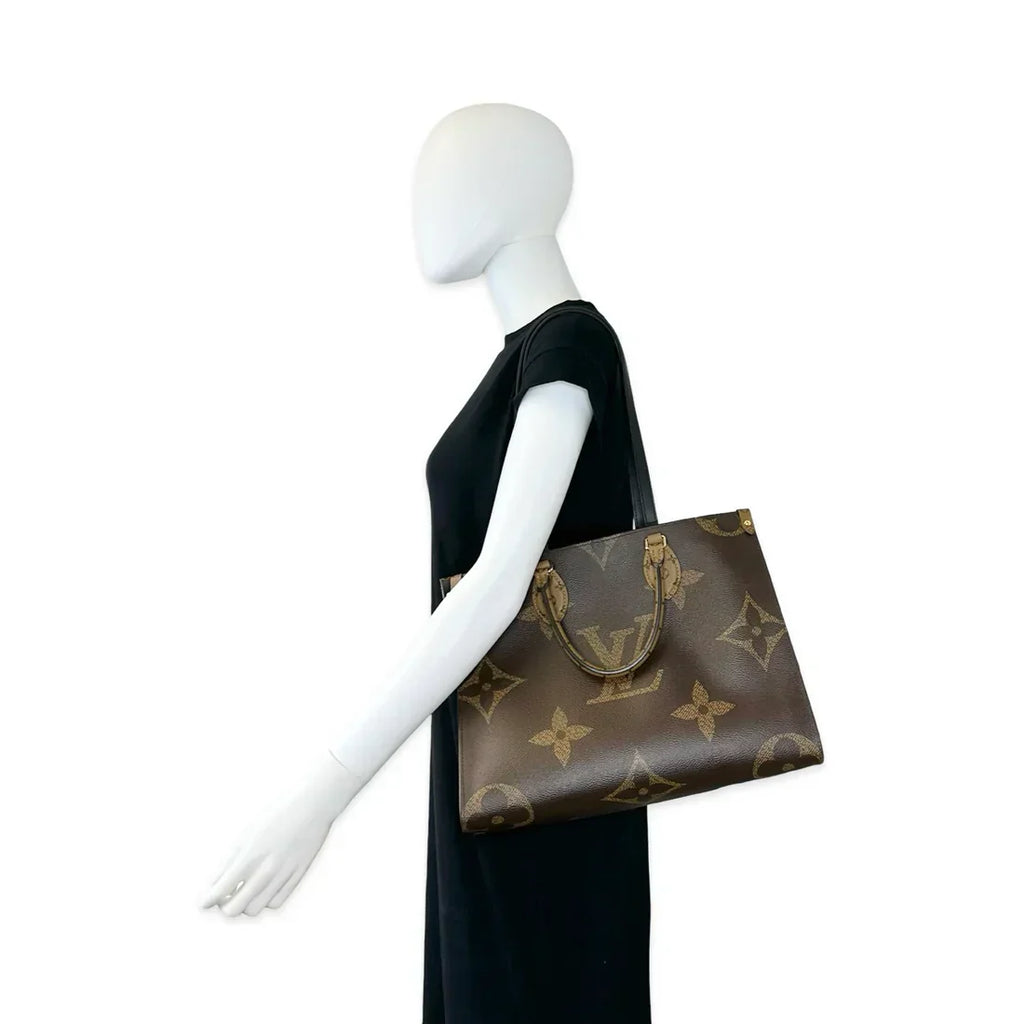 LOUIS VUITTON  Monogram OnTheGo MM